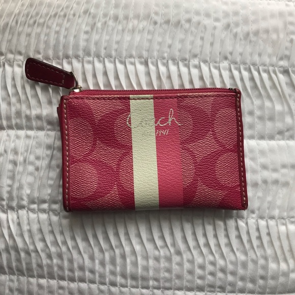Coach Wallet - Picture 1 of 5